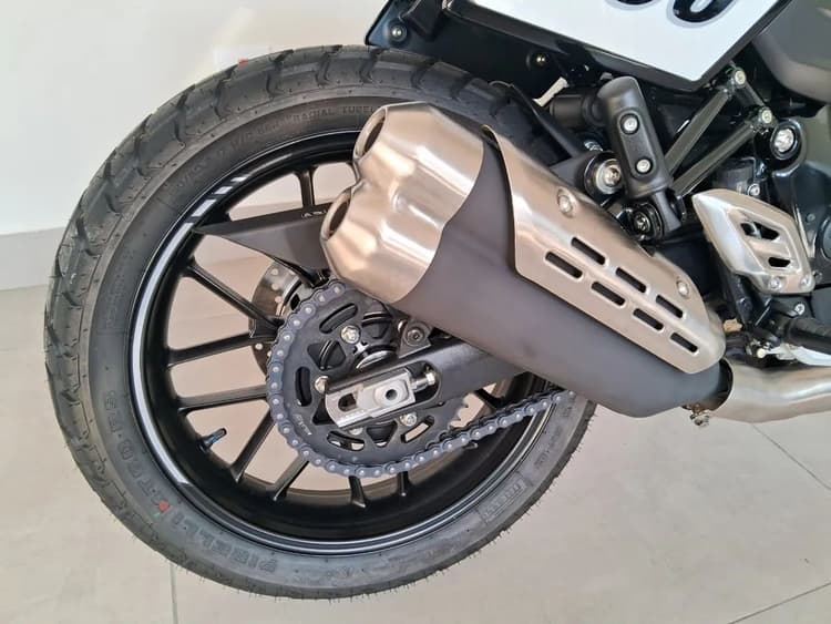 Triumph TRACKER 400