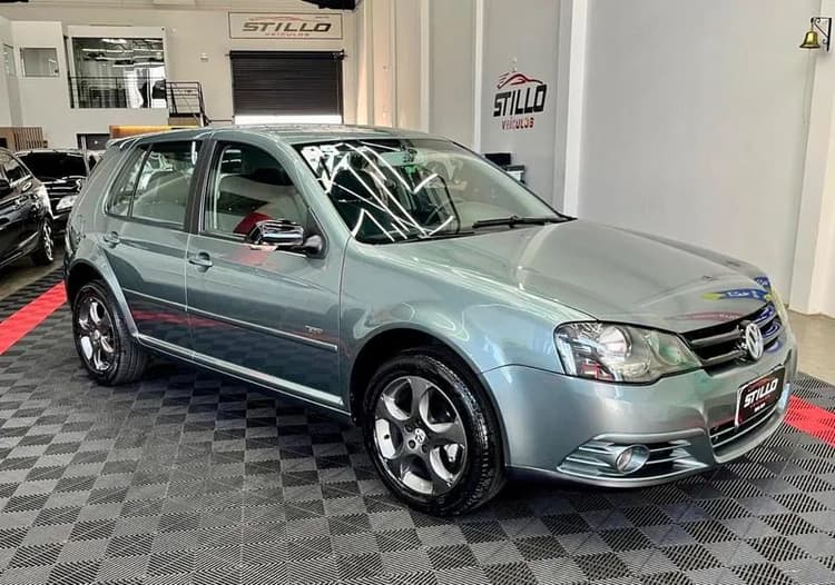 Volkswagen Golf Tech 1.6 MI Total Flex 8V 4P 2009