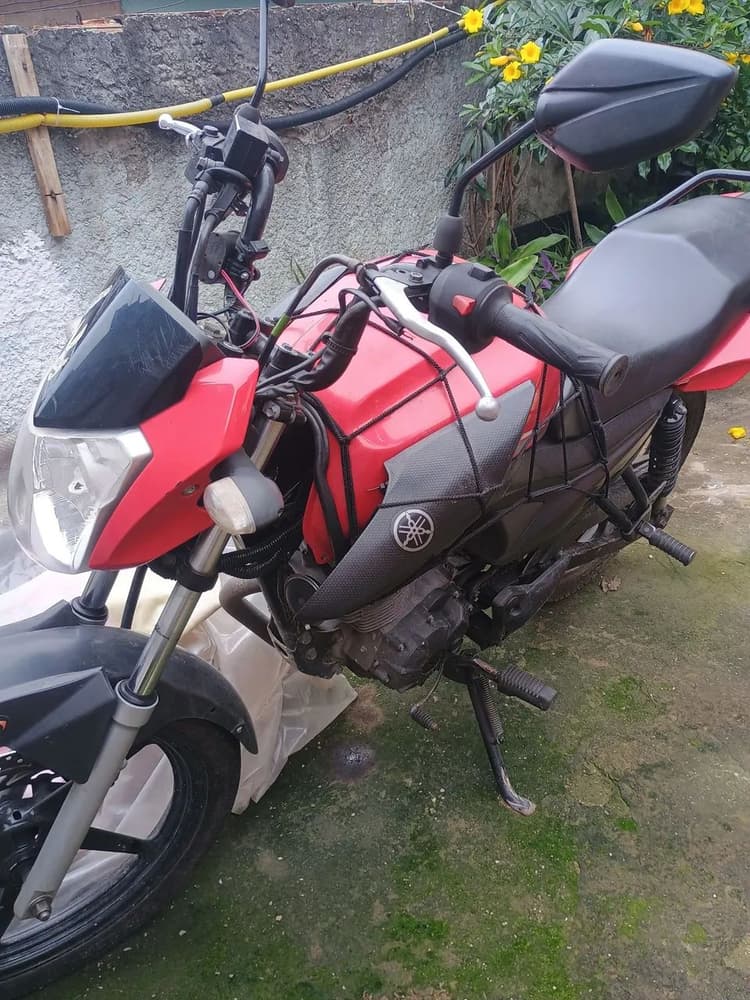 Vendo essa Moto factor 150