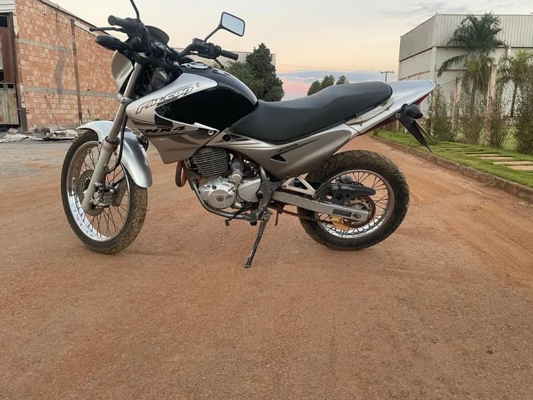 Vendo Falcon 08/08