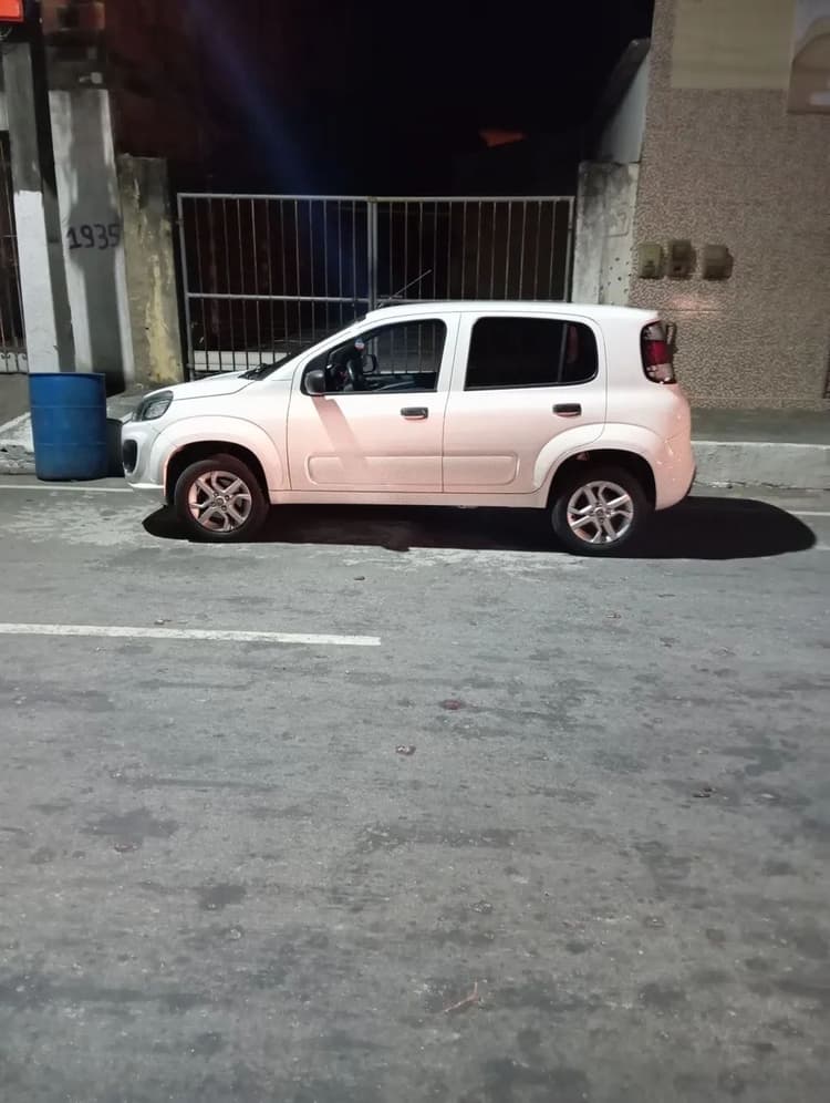 Fiat Uno Attractive 1.0 EVO Fire Flex 8V 5P 2020