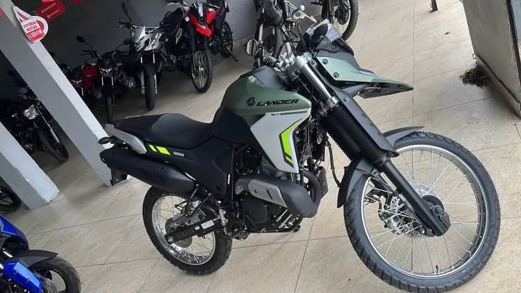 Lander zero km
