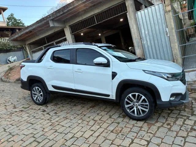 Fiat Strada Volcano 1.3 Flex 8V CD 2023