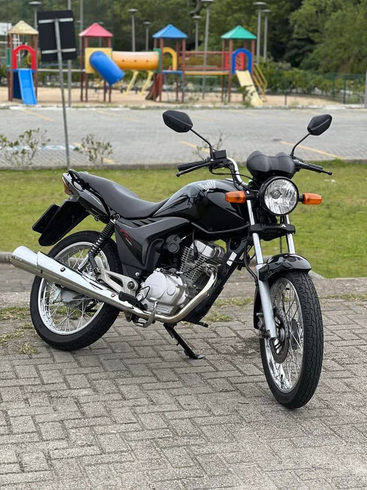 CG FAN 150Cc esdi com partida elétrica e freio a disco 