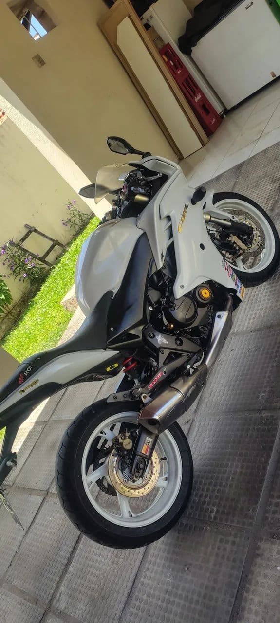 HONDA CBR600F 2013