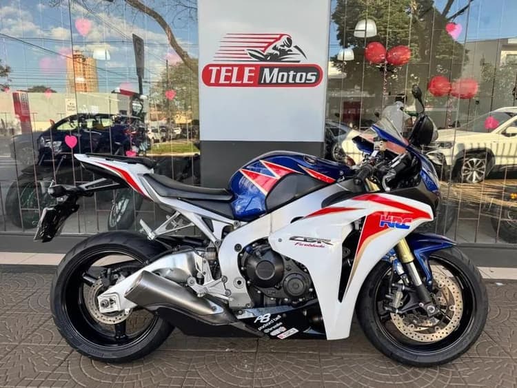HONDA CBR 1000RR FIREBLADE 2011