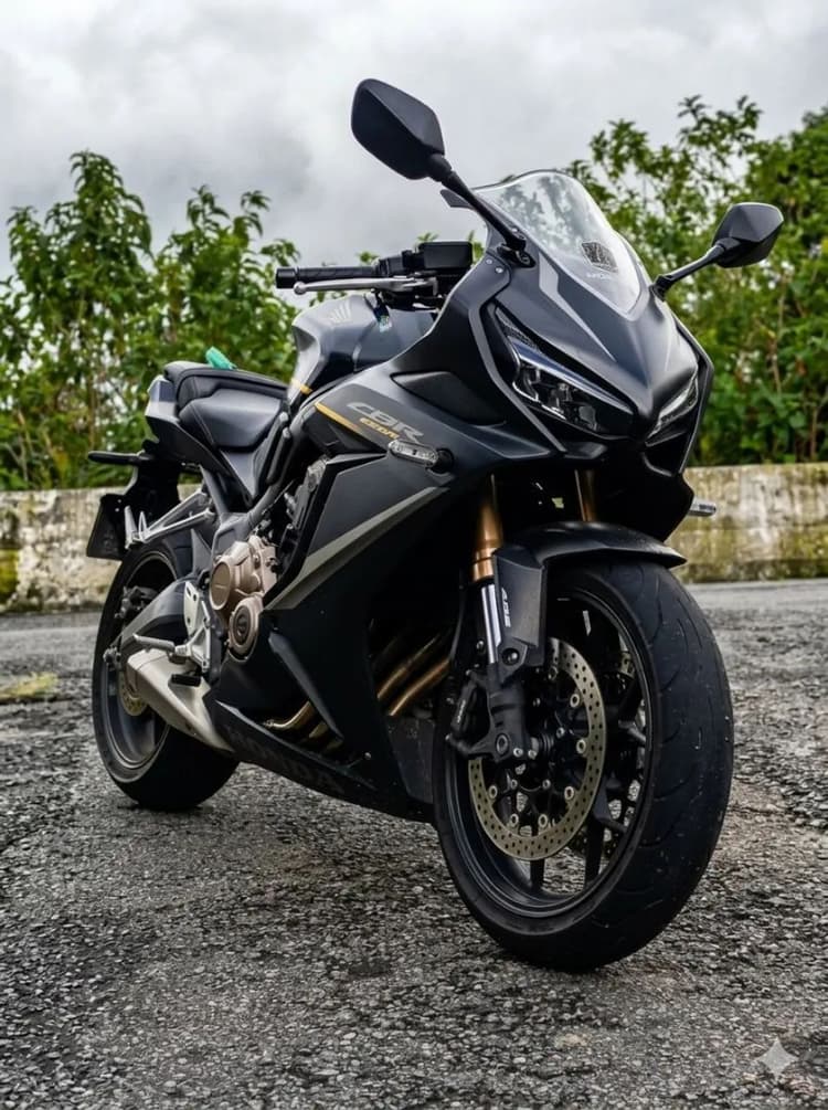 CBR650R 