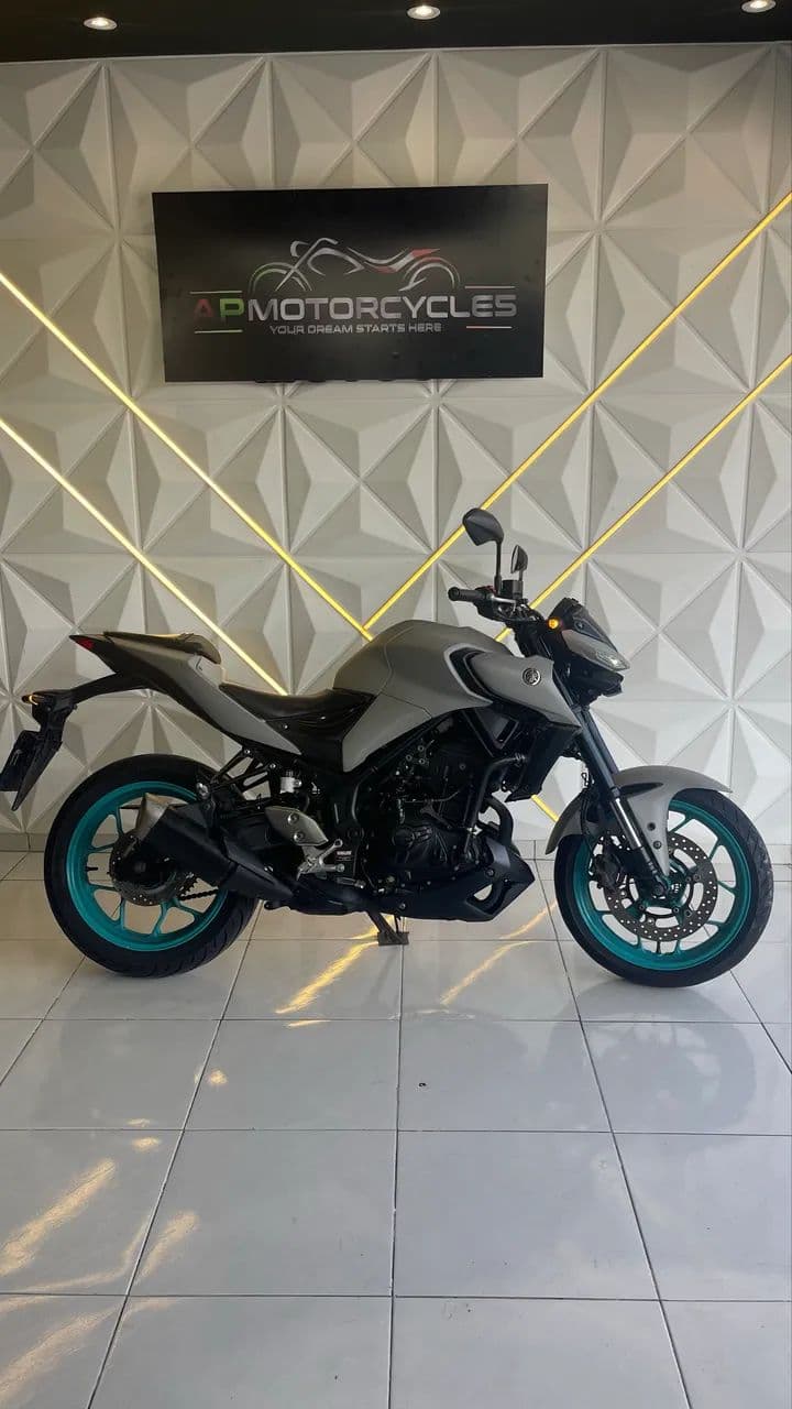 Yamaha mt03
