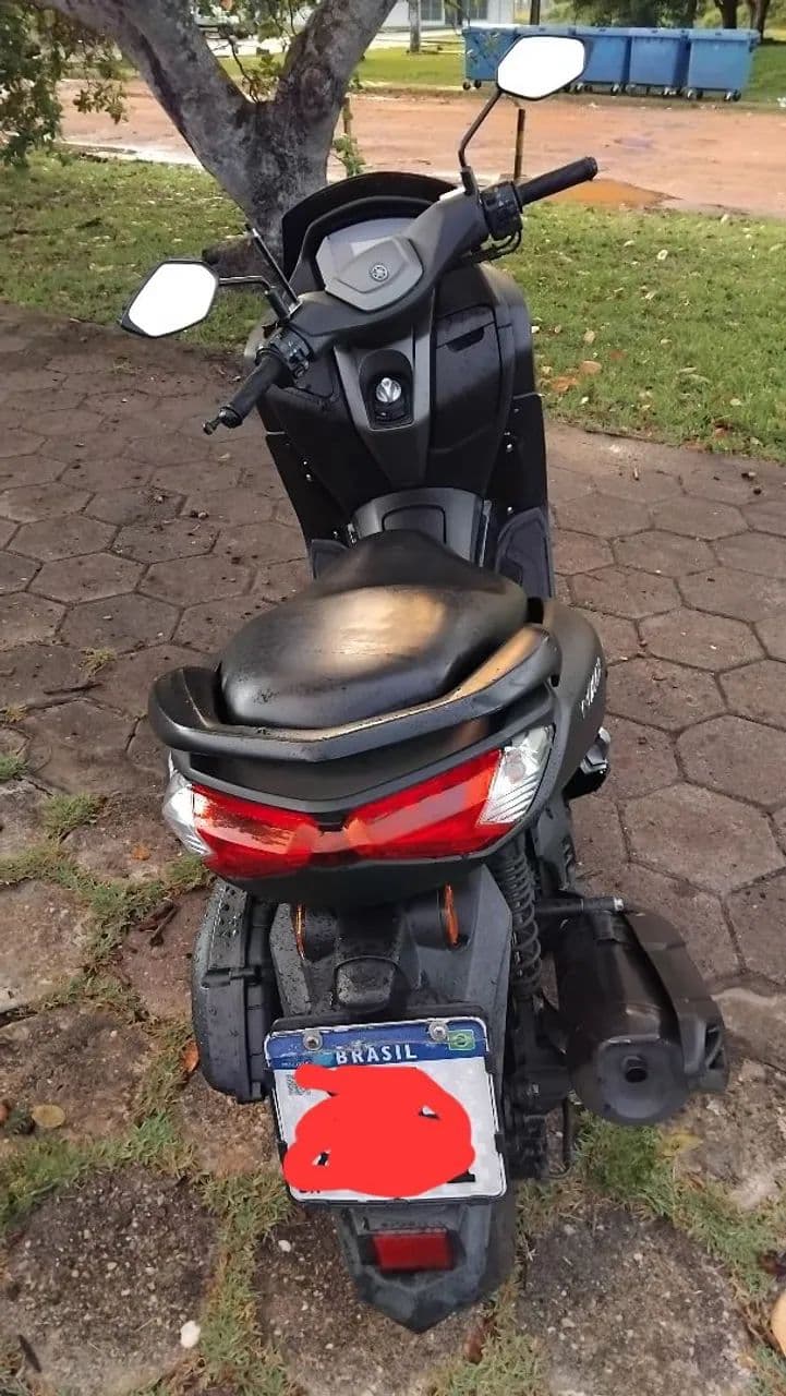 VENDO NMAX UNICO DONO.