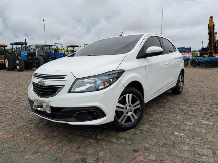 Chevrolet Onix Hatch LT 1.4 8V Flex Power Mec. 4P 2014