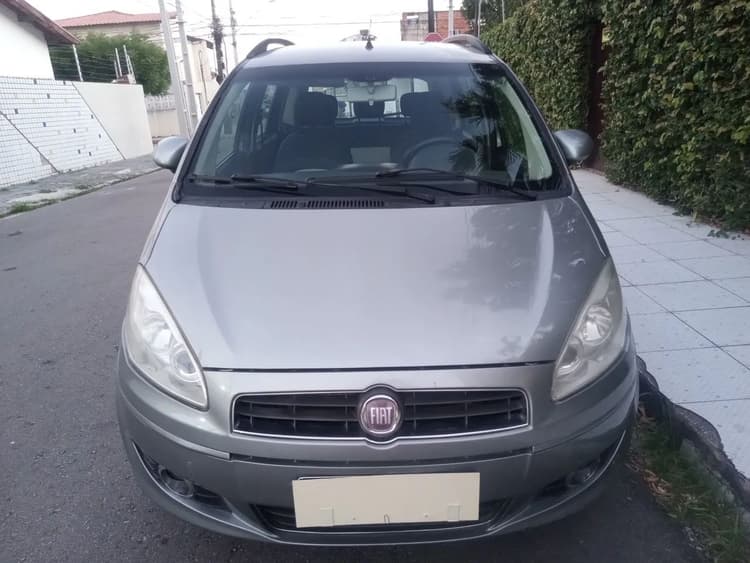 Fiat Idea Attractive 1.4 Fire Flex 8V 5P 2012