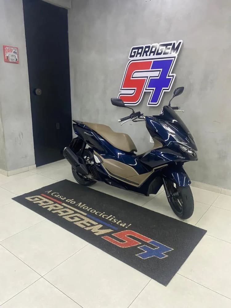 Honda PCX 160 DLX ABS - 2025
