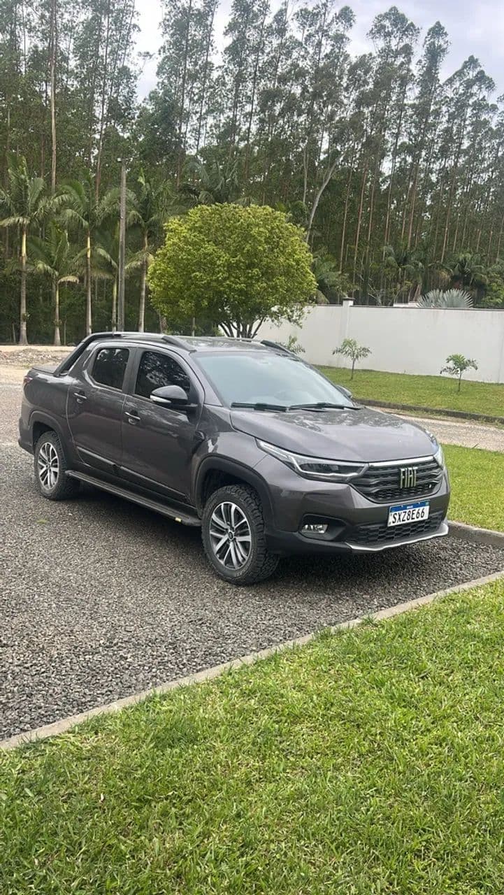 Fiat Strada Volcano 1.3 Flex 8V CD 2025