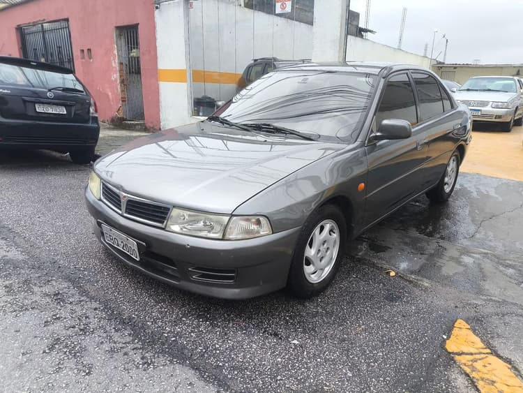Mitsubishi Lancer GLX 2000