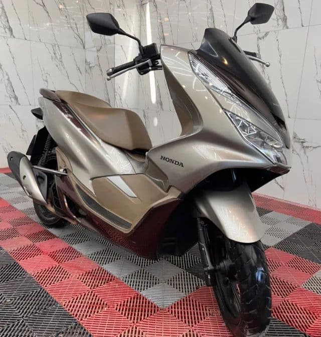 Honda PCX 150 DLX