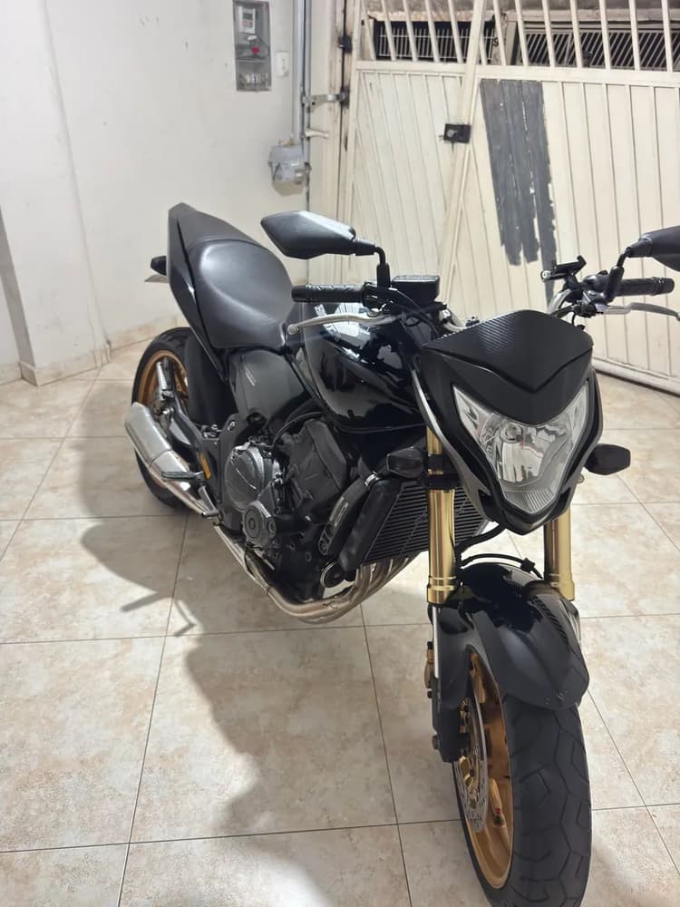 Hornet 33.500 km 