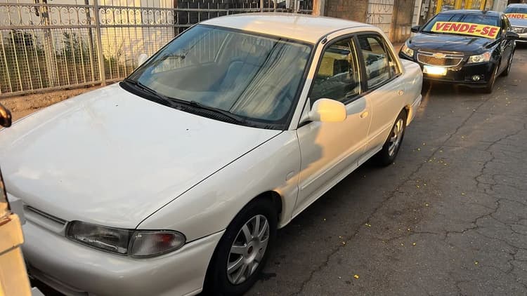 Mitsubishi Lancer LS 1.8 1994