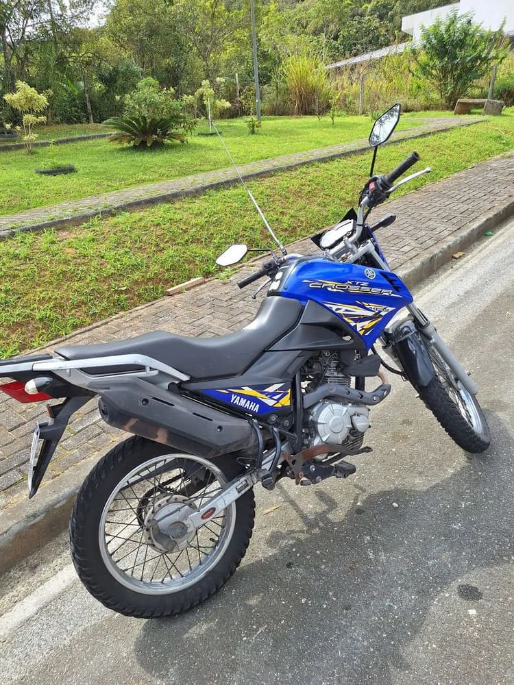 Vendo crosser 2017 em dias,transfere na hora 