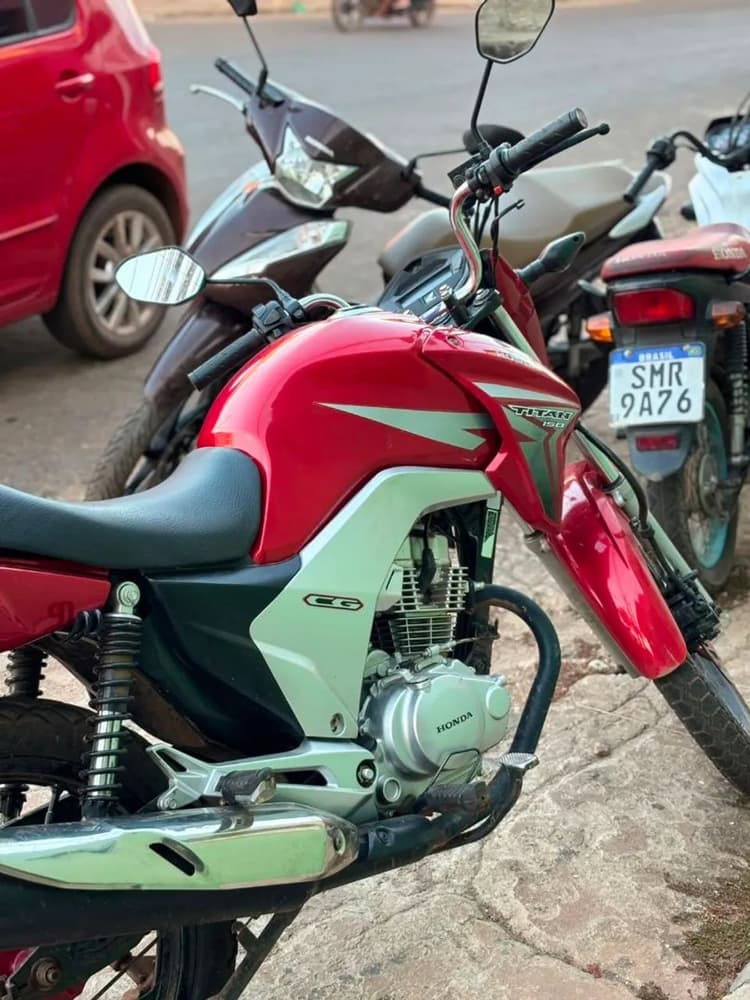 Titan 150