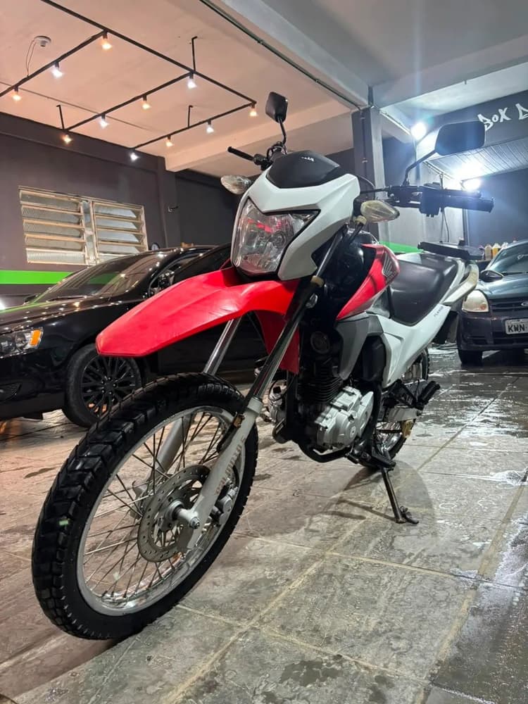 Vendo Bros 2015 abaixo da tabela 