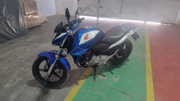 Vendo CB 300 