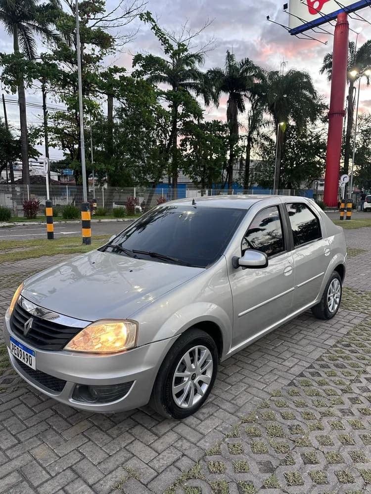 Renault Logan Expression Hi-flex 1.6 8V 4P 2012