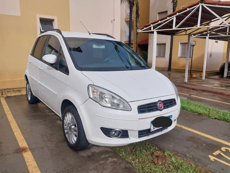 Fiat Idea Attractive 1.4 Fire Flex 8V 5P 2013