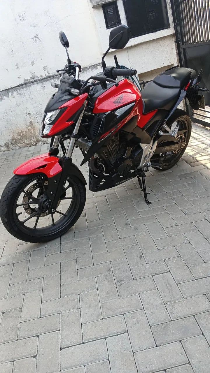 Cb Tuister 300F 