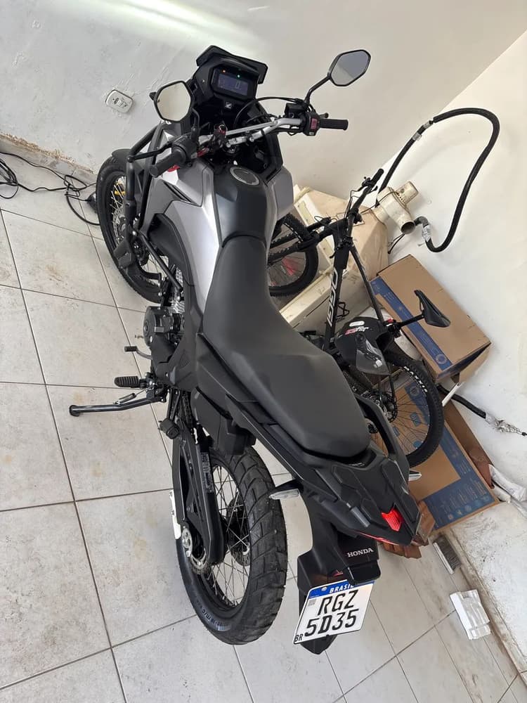 Moto Sahara 300 zero