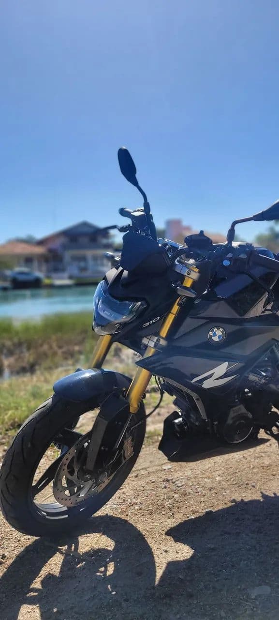 BMW 310R (SEM DETALHES)
