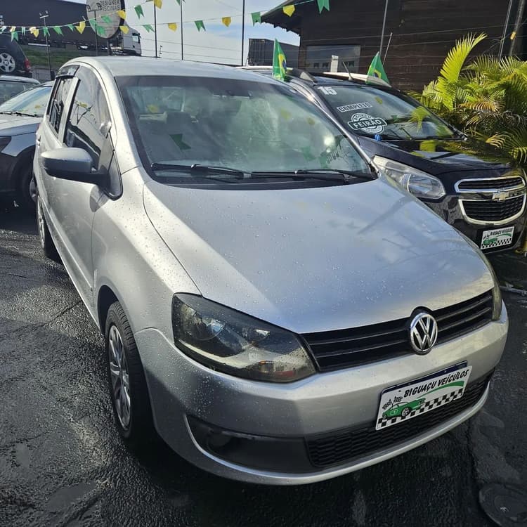 Volkswagen Fox 1.0 MI Total Flex 8V 5P 2011