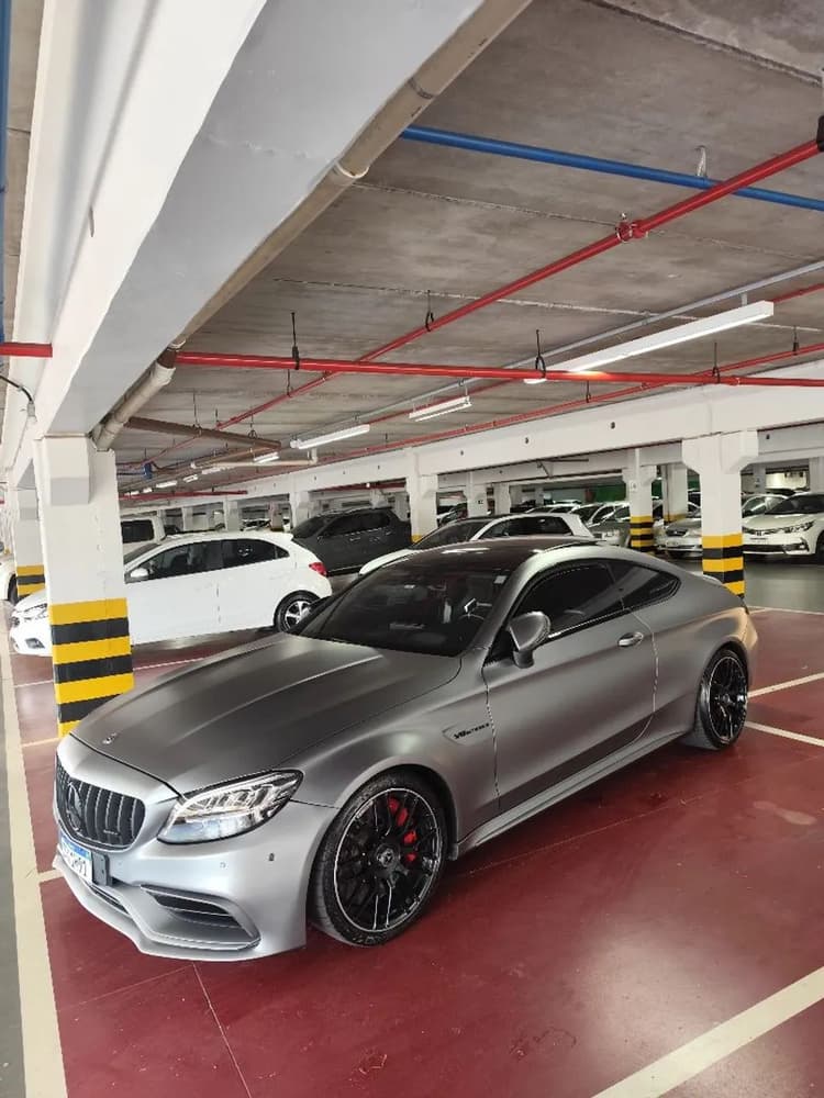C63s coupe v8 biturbo  aceito troca 