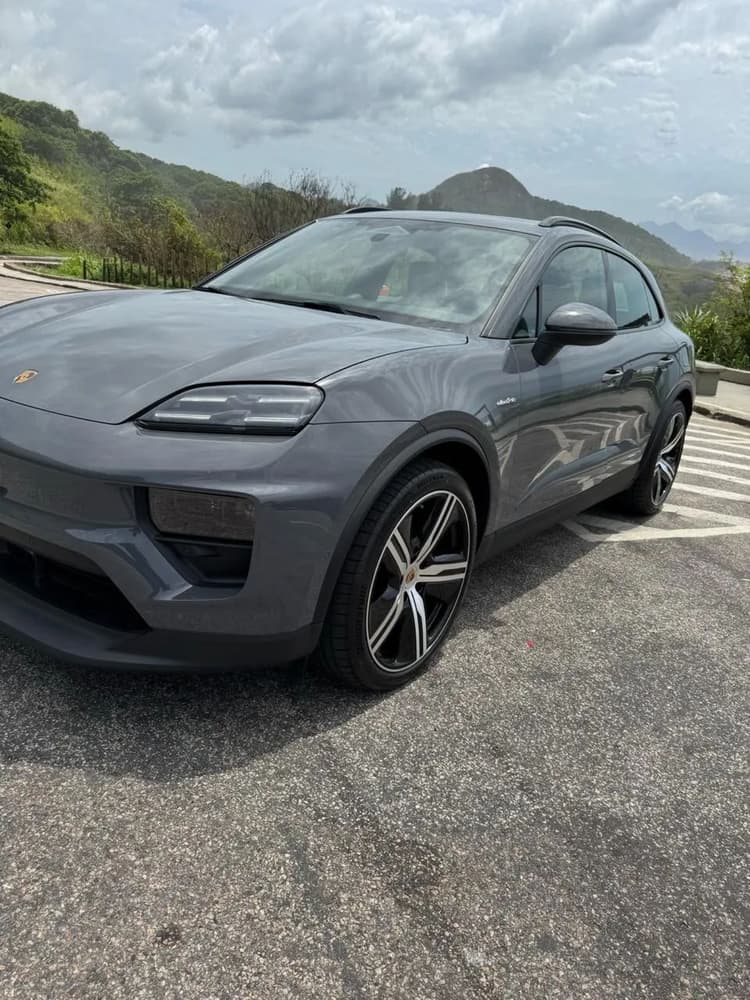 Porsche Macan 4 (elétrico) 2025