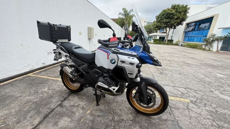 BMW 1300 Adv Trophy 