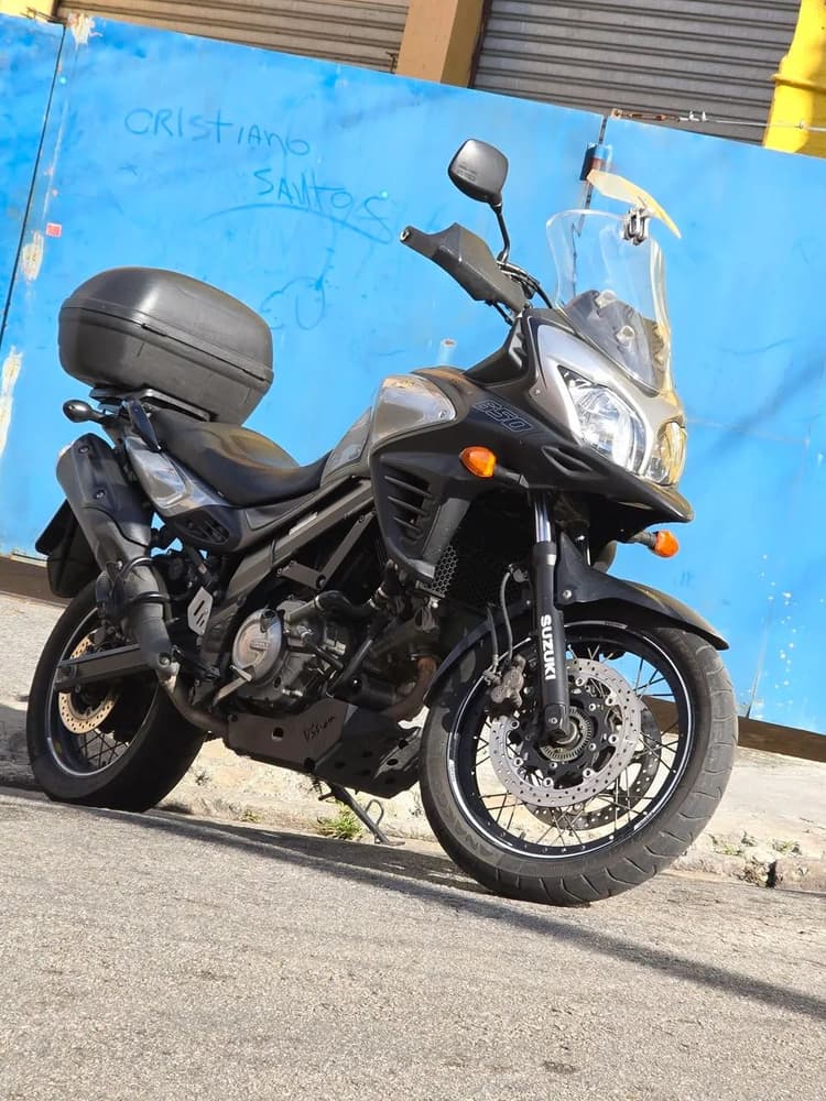 Suzuki V-Strom 650 XT