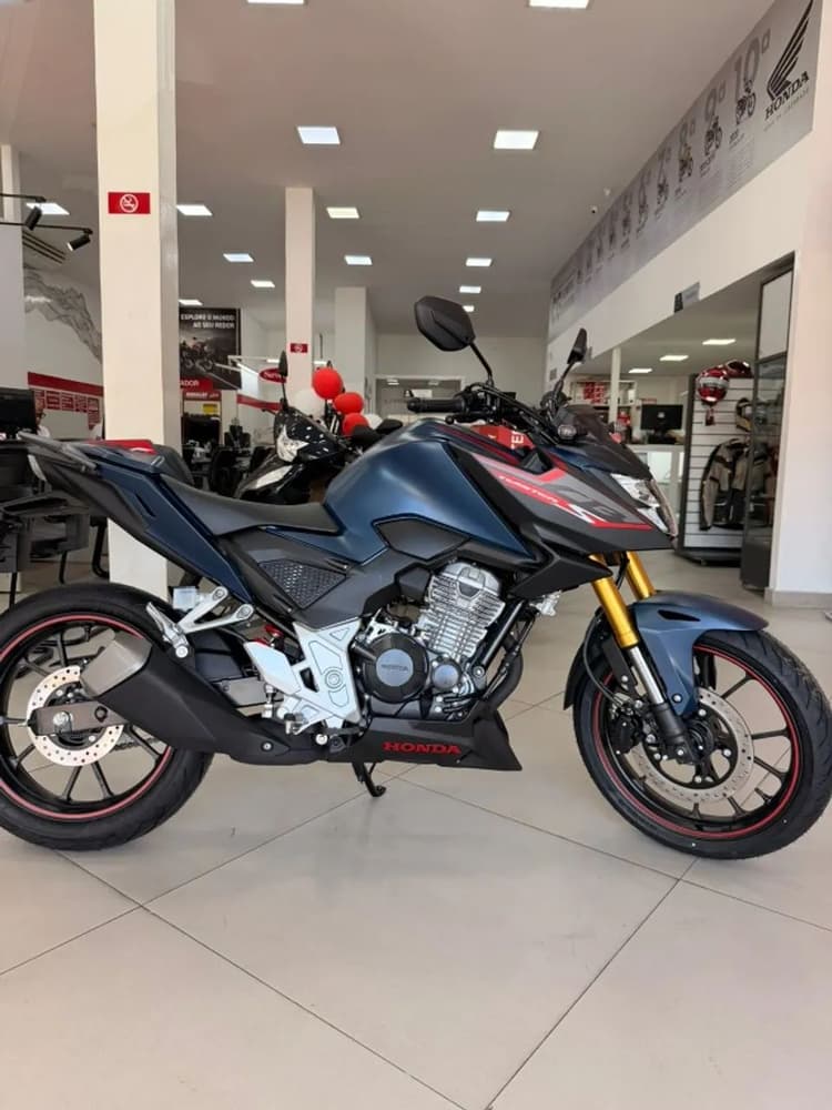 NOVA CB 300 ABS S 2027