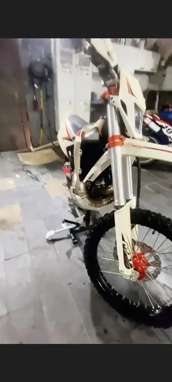Mxf 250s 