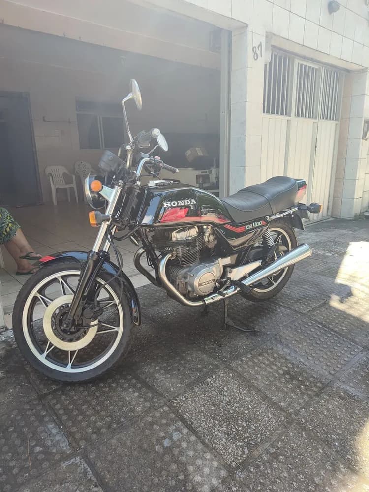 CB 400 1983 