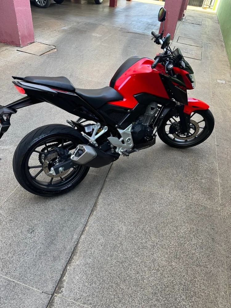 CB300F