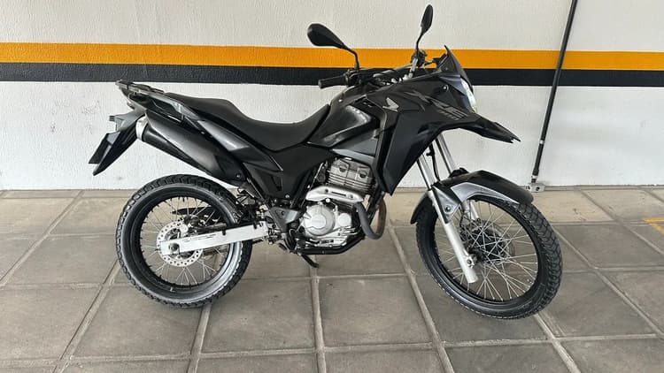 XRE 300 2020 