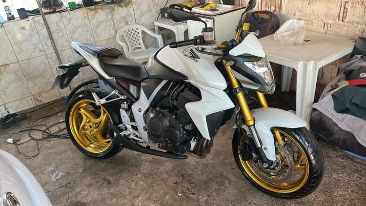 Cb1000r