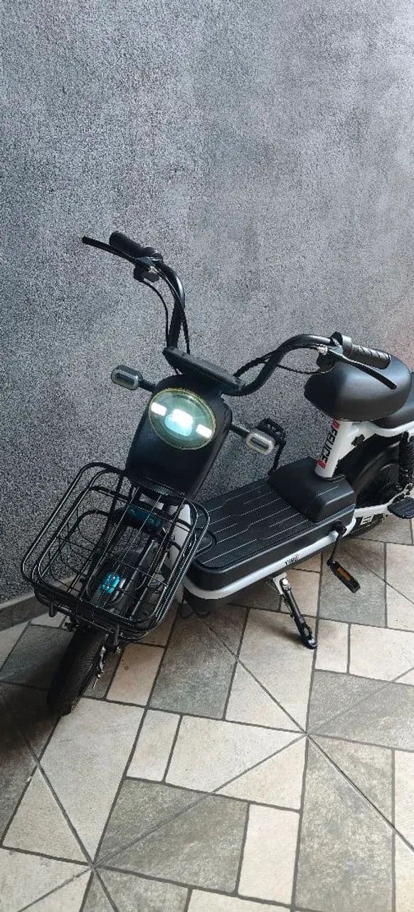 Moto elétrica 