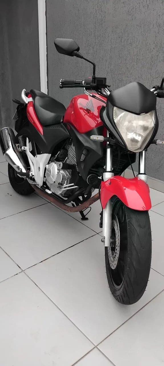 Honda CB 300R