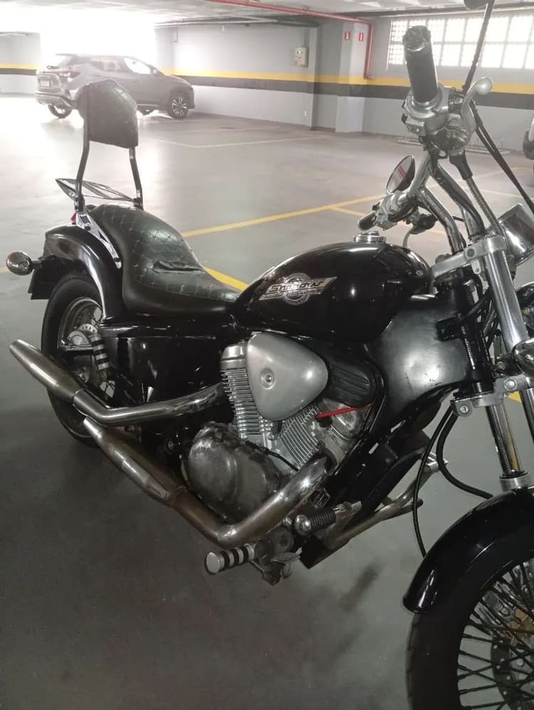 Honda shadow 600 