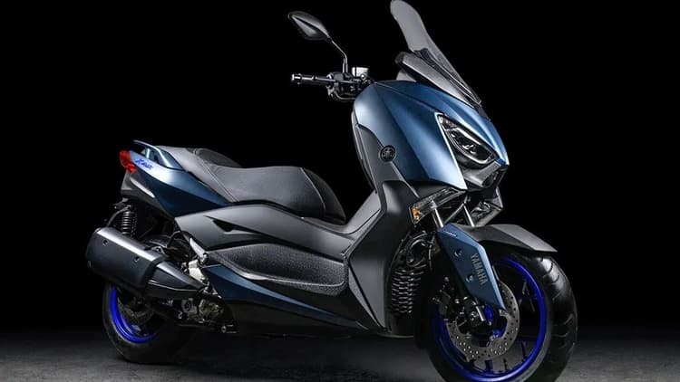 XMAX 250 ? 2024 ? Azul