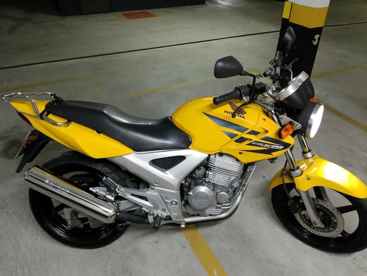 Twister CBX 250