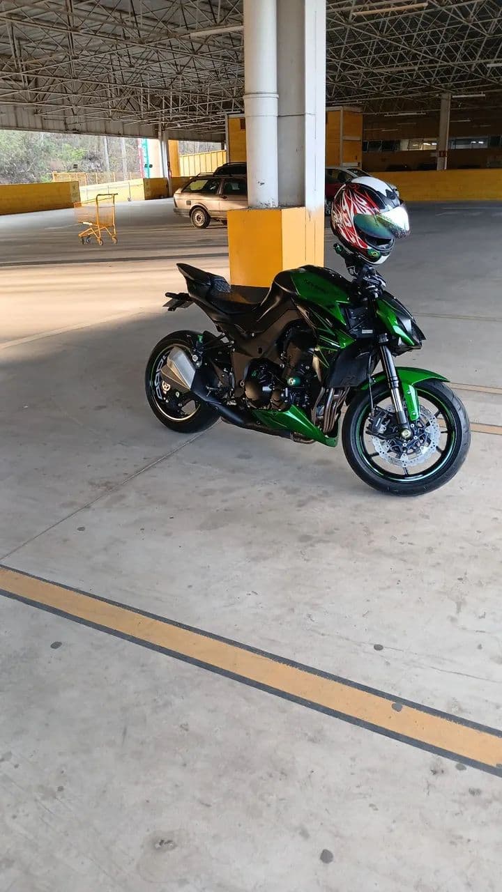 Z1000 