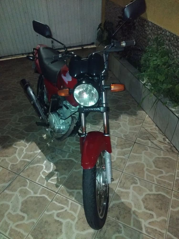 Moto muito boa !!!