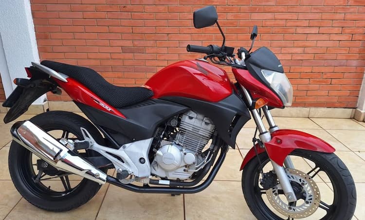 VENDO CB 300 TOP