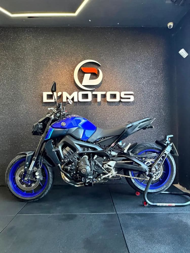 YAMAHA MT 09 - 2024 - EXTRA! 